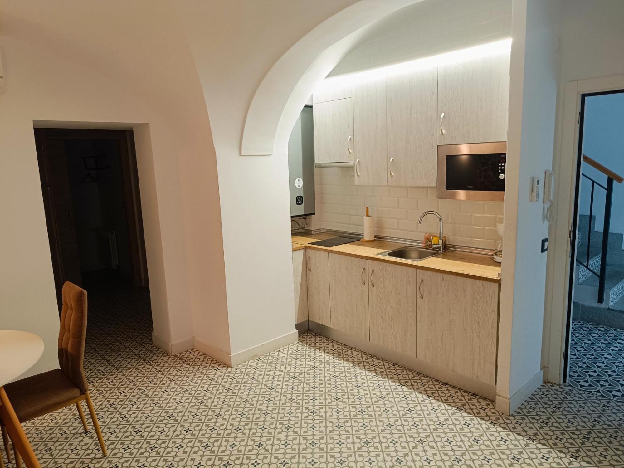 Al-Qazeres Suites Касерес Экстерьер фото