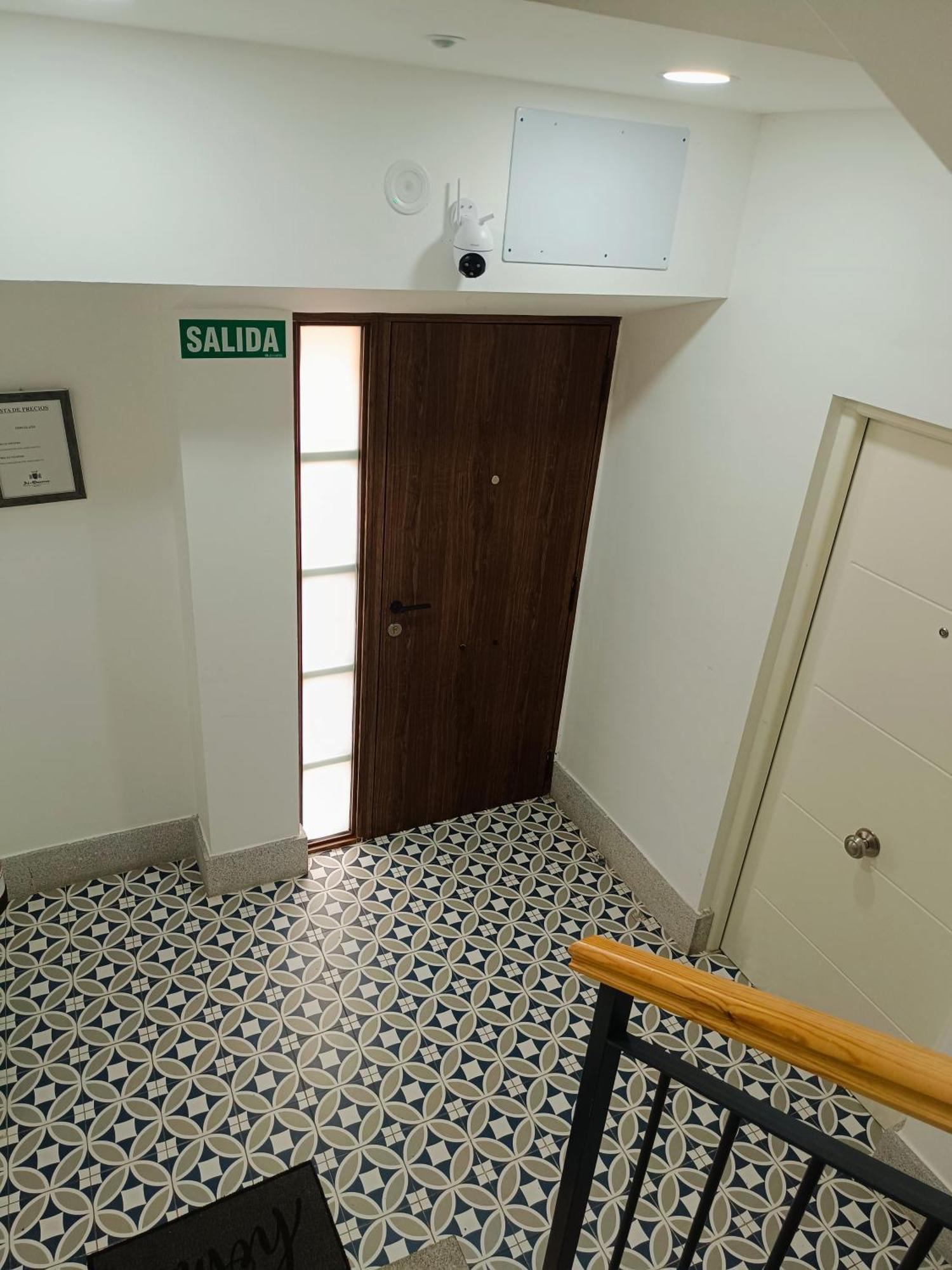 Al-Qazeres Suites Касерес Экстерьер фото
