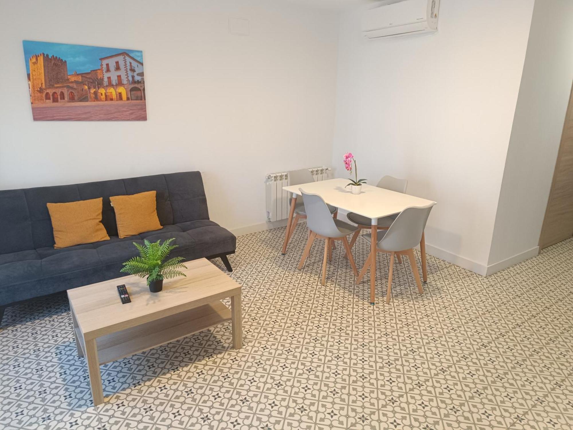 Al-Qazeres Suites Касерес Экстерьер фото